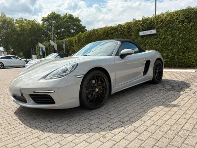 Gebraucht Porsche 718 299 PS (219 kW) 2022 Andere farben Cabrio