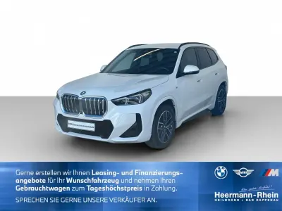 Gebraucht BMW iX1 M Sport 230 kW (313 PS) 2023 Alpinweiss SUV