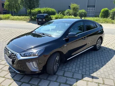 Gebraucht Hyundai Ioniq Premium 141 PS (103 kW) 2020 Schwarz Kleinwagen