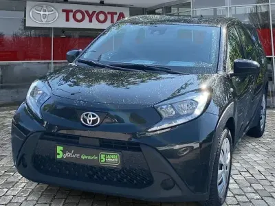 Gebraucht Toyota Aygo X Business Edition 72 PS (52 kW) 2024 Schwarz SUV