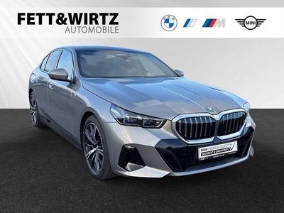 Second-hand BMW 550e M Sport 489 CP (359 kW) 2024 Gri Berlinǎ