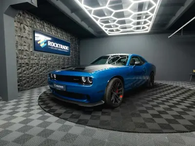 Käytetty Dodge Challenger