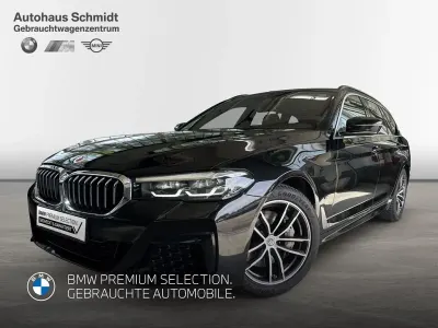 Gebraucht BMW 540 M Sport 340 PS (250 kW) 2022 Saphirschwarz Kombi