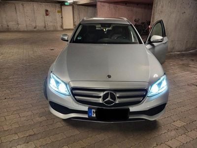Mercedes E220