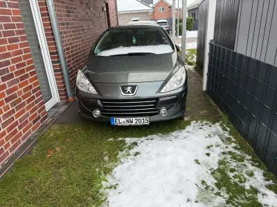 Gebraucht Peugeot 307 CC 146 PS (107 kW) 2007 Grün Cabrio