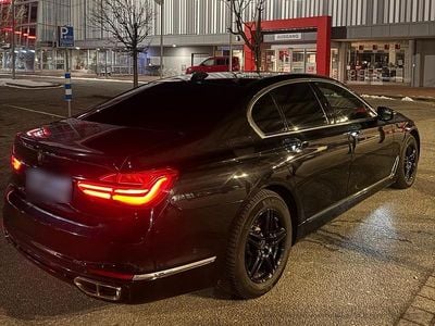 Gebraucht BMW 730 265 PS (194 kW) 2016 Schwarz Limousine