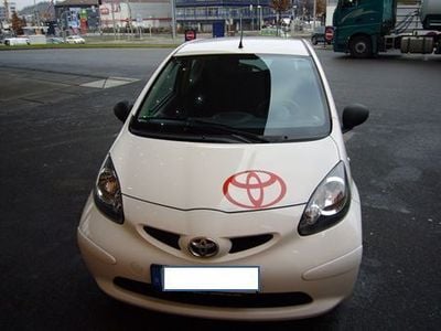 Usata Toyota Aygo 92 CV (67 kW) 2008 Bianco Utilitaria