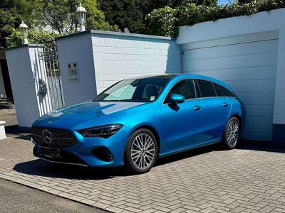 Gebraucht Mercedes A220 Advanced Plus 190 PS (139 kW) 2024 Blau Kombi