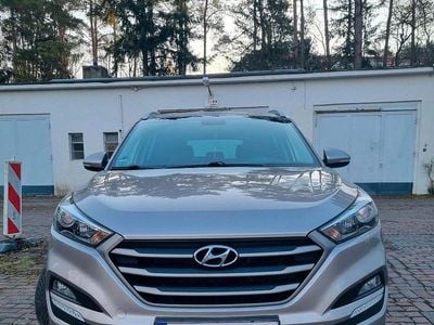 Gebraucht Hyundai Tucson 177 PS (130 kW) 2015 Andere farben SUV