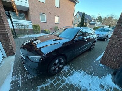 Schwarz Gebraucht 2022 Mercedes C300e Kombi | 28.000 € (Fairer Preis)