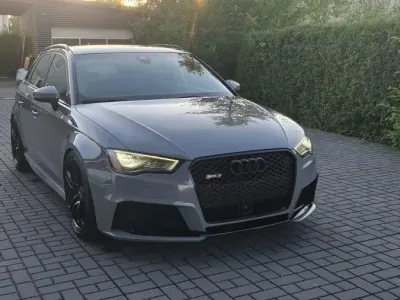 Gebraucht Audi RS3 367 PS (269 kW) 2015 Grau Limousine