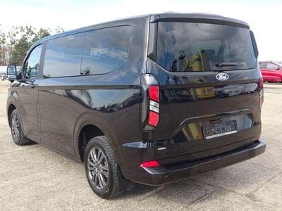 Usata Ford Tourneo Custom 233 CV (171 kW) 2025 Nero Furgone