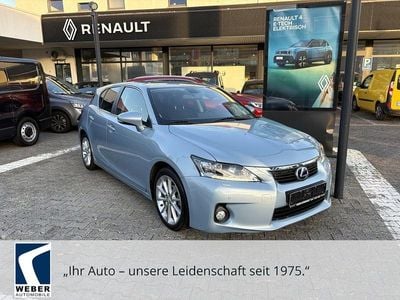Lexus CT200h