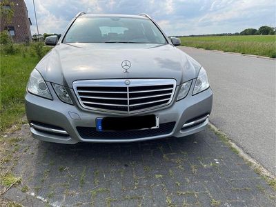 Mercedes E220