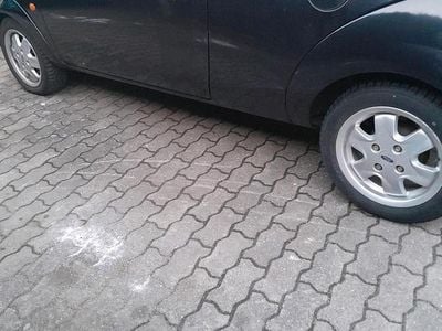 Gebraucht Ford Ka 70 PS (51 kW) 2006 Schwarz Kleinwagen