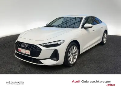 Gebraucht Audi A5 Sport 204 PS (150 kW) 2025 Gletscherweiß metallic Limousine