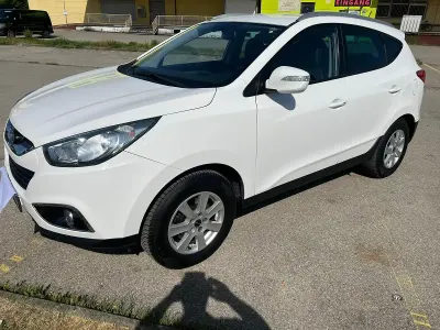 Gebraucht Hyundai ix35 Edition 99 PS (72 kW) 2013 Weiß SUV