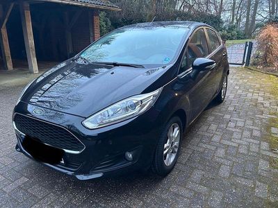 Gebraucht Ford Fiesta SYNC Edition 80 PS (58 kW) 2016 Schwarz Limousine