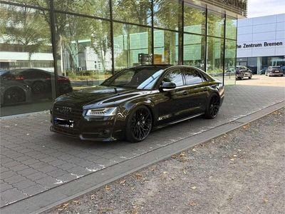 Audi S8 plus