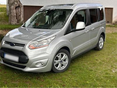 Second-hand Ford Tourneo Titanium 116 CP (85 kW) 2014 Argintiu Break