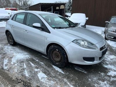 Gebraucht Fiat Bravo Lounge 90 PS (66 kW) 2013 Silber Kleinwagen