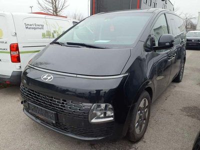 Gebraucht Hyundai Staria Trend 177 PS (130 kW) 2023 Schwarz Van / Kleinbus