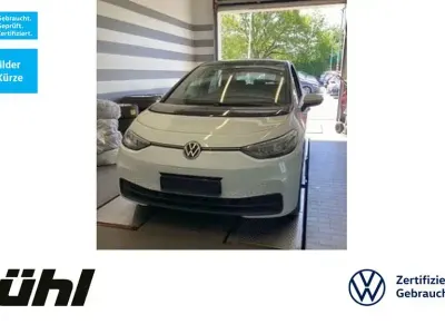 Gebraucht VW ID.3 Pro 150 kW (204 PS) 2023 Gletscherweiß metallic Kleinwagen