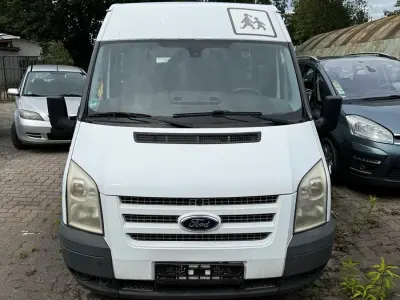 Gebraucht Ford Tourneo 125 PS (91 kW) 2012 Weiß Van / Kleinbus