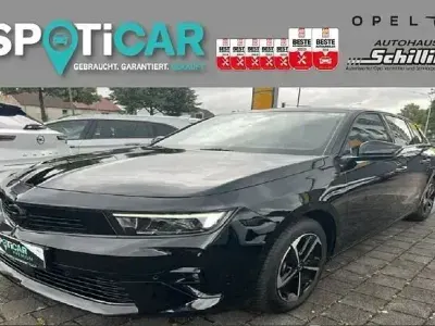 Gebraucht Opel Astra 131 PS (96 kW) 2024 Karbon schwarz Kleinwagen