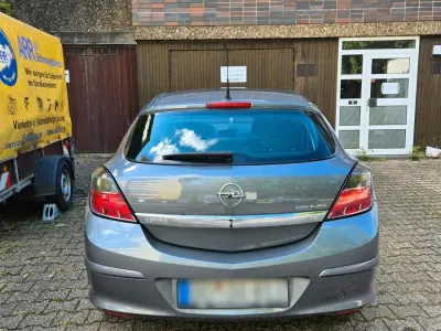 Gebraucht Opel Astra GTC 125 PS (91 kW) 2006 Grau Kleinwagen