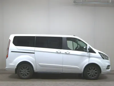 Usata Ford Tourneo Custom Titanium 185 CV (136 kW) 2022 Bianco Furgone