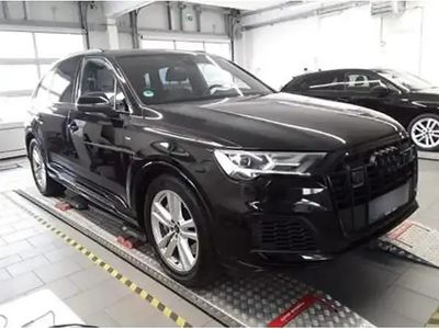 Second-hand Audi Q7 Ambiente 381 CP (280 kW) 2022 Negru SUV