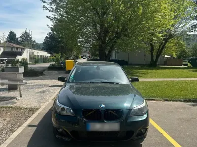 Second-hand BMW 525 177 CP (130 kW) 2006 Verde Berlinǎ