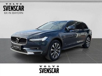 Second-hand Volvo V90 CC Pro 197 CP (144 kW) 2022 Albastru Break