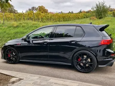Gebraucht VW Golf VIII GTI Clubsport 300 PS (220 kW) 2022 Schwarz Limousine