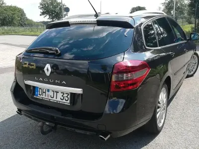 Używany Renault Laguna GrandTour Dynamique 150 KM (110 kW) 2008 Czarny Kombi