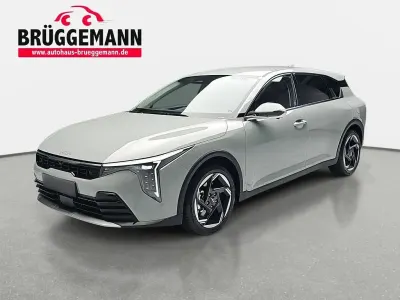 Neu Kia K4 Spirit 150 PS (110 kW) 2026 Stahlgrau metallic Limousine
