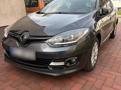 Gebraucht Renault Mégane III 110 PS (80 kW) 2014 Grau Kombi