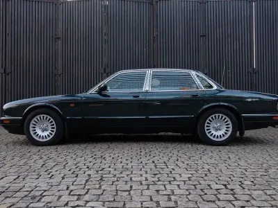 Gebraucht Jaguar XJ12 318 PS (233 kW) 1994 Grün Limousine