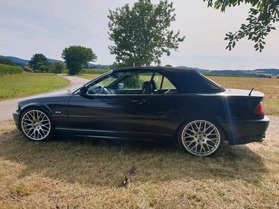 Gebraucht BMW 320 170 PS (125 kW) 2001 Schwarz Cabrio