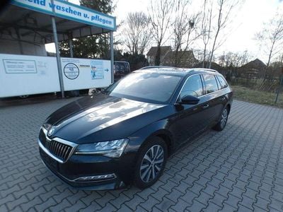 Gebraucht Skoda Superb Style 150 PS (110 kW) 2022 Cerna magic/black magic Kombi