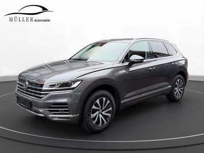 Usata VW Touareg Elegance 231 CV (169 kW) 2019 Grigio SUV