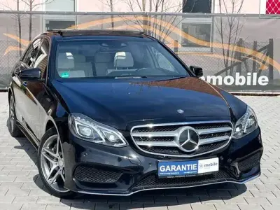 Używany Mercedes E500 AMG 135 KM (99 kW) 2011 Czarny Sedan/Limuzyna