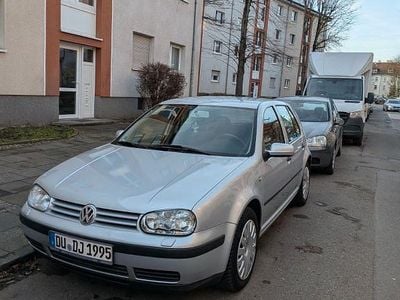 Silber Gebraucht 2001 VW Golf Basis Limousine | 1.200 € (Superpreis)