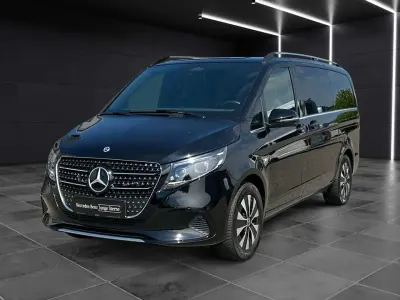 Gebraucht Mercedes V250 Avantgarde 190 PS (139 kW) 2024 Obsidianschwarz metallic Van / Kleinbus