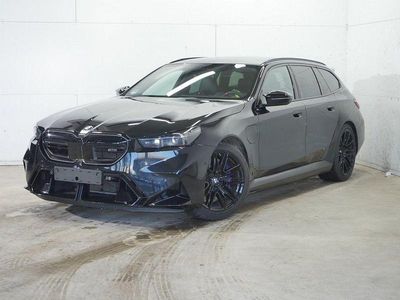 Gebraucht BMW M5 Sport Line 727 PS (534 kW) 2025 Saphirschwarz Kombi