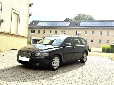 Gebraucht Volvo V50 Summum 179 PS (131 kW) 2007 Schwarz Kombi