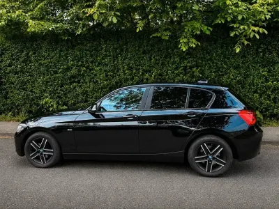 Gebraucht BMW 120 Sport Line 190 PS (139 kW) 2016 Schwarz Kleinwagen