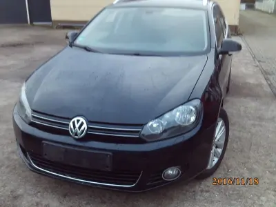 Gebraucht VW Golf VI Style 105 PS (77 kW) 2011 Schwarz Kleinwagen