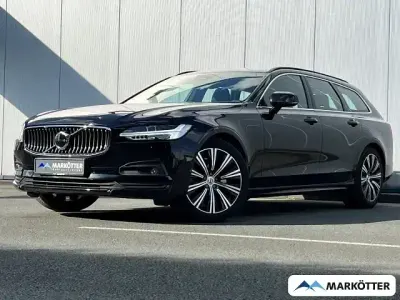 Gebraucht Volvo V90 Core 197 PS (144 kW) 2023 Schwarz Kombi